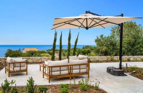Agios Nikitas Villa | Villa Cypressa by Villa Plus