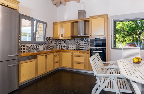 Limni Villa | Villa Dafni ★ private pool - country views - BBQ