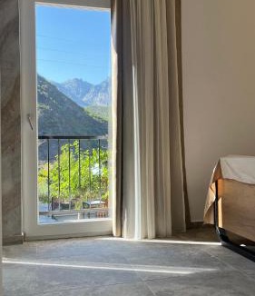Koman Hotel | Villa Davids