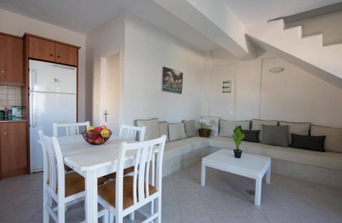 Kalamitsi Villa | Villa Endless Blue