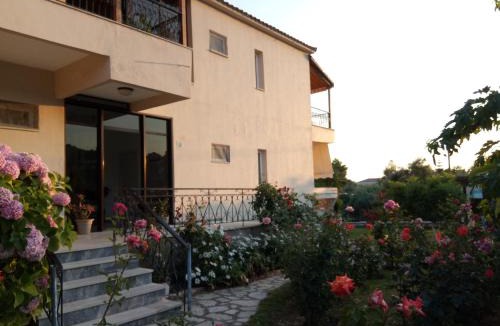 Lygia Apartment | Villa Fotis