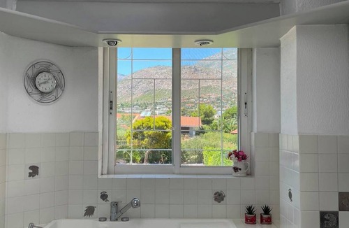 Kineta House | Villa Georgia Dream | Seafront with Private Pool