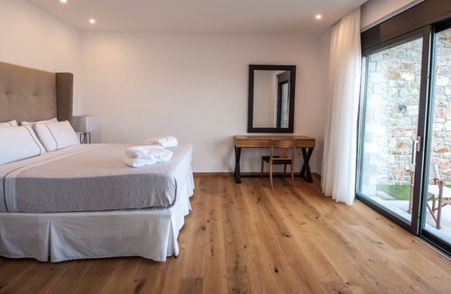 Elounda Villa | Villa Gina - Access to the beach