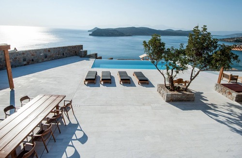Elounda Villa | Villa Gina - Access to the beach