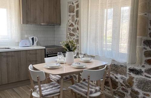 Nea Kria Vrisi House | Villa Harmony