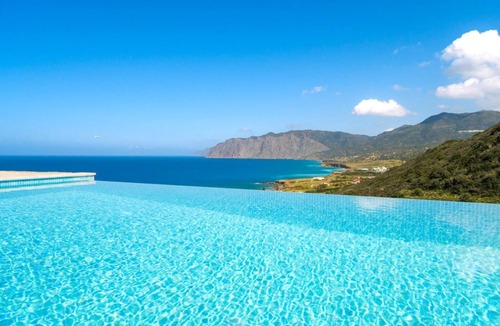 Mochlos Villa | Villa Ilios - Charming Stone House with Stunning Views near Mochlos