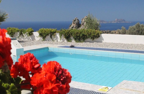 Vizari Villa | Villa in Agia Galini with Pool Views