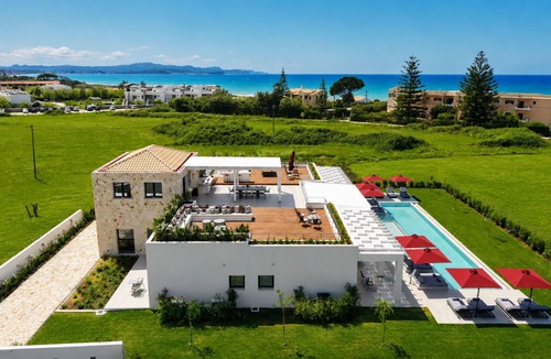 Almiros Beach Villa | Villa in Corfu with 7 bedrooms sleeps 14