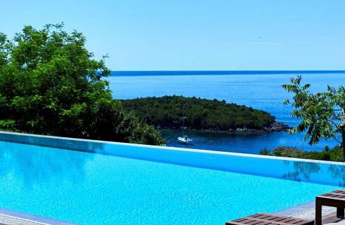 Sivota Villa | Villa Ioli- Beachfront Luxury Residence