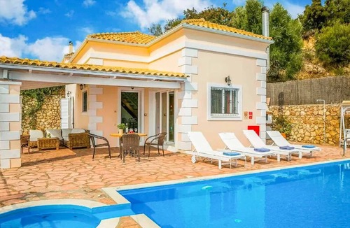 Nidri Villa | Villa Irida Nidri - Two Bedroom Villa, Sleeps 4