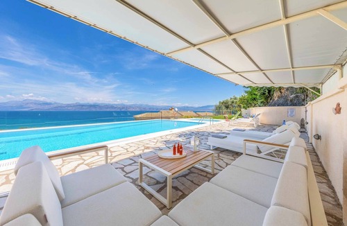 Apraos Villa | Villa Irida - Six Bedroom Villa, Sleeps 14