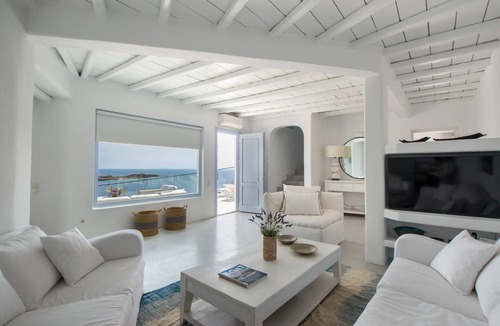 Paraga Villa | Villa Isabella