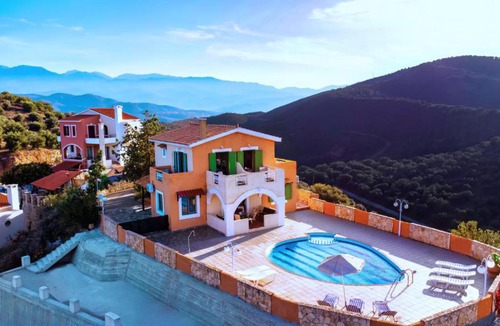Agia Villa | Villa Jokasta & Erato