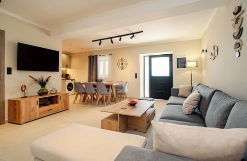 Korakades Villa | Villa Kalimoukos with Sea View, Wi-Fi and Air Conditioning