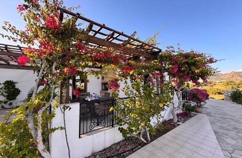 Makry Gialos Villa | Villa Kalliroi