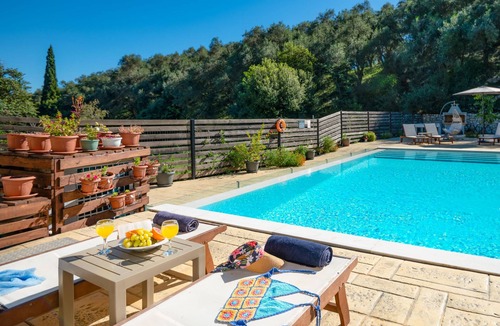 Agios Stefanos Villa | Villa Kambos Saint Stephanos