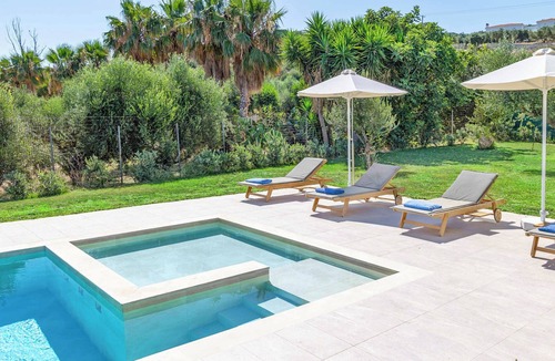 Adelianos Kampos Villa | Villa Kampos Dio - Two Bedroom Villa, Sleeps 4