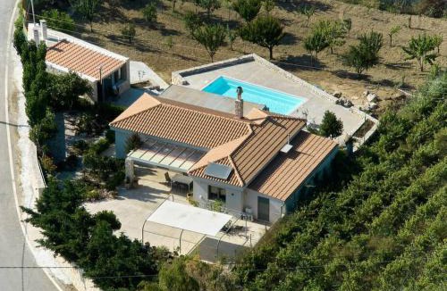 Minoa Pediada Villa | Villa Kanaki Private Pool Villa for Familes and Groups