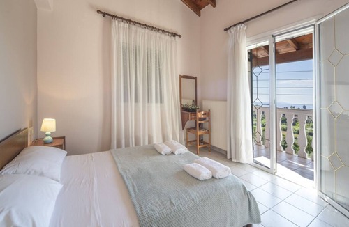 Termenades Villa | Villa Karousades - Four Bedroom Villa, Sleeps 8