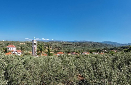 Spilia Villa | Villa Katerina,Ideally located, family Villa ,3br, 3 ensuite bathrs, salted pool