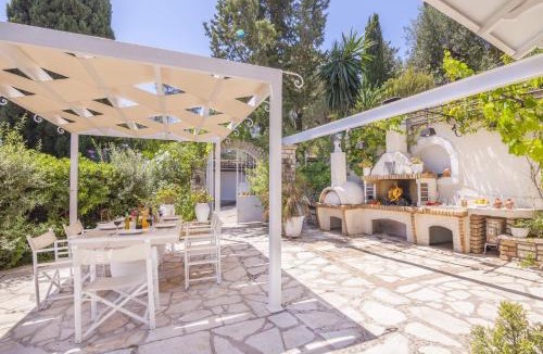 Agios Stefanos Villa | Villa Kerkyra by Villa Plus