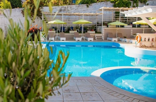 Agios Stefanos Avliotes Villa | Villa Kouros with private pool for up to 32 guests