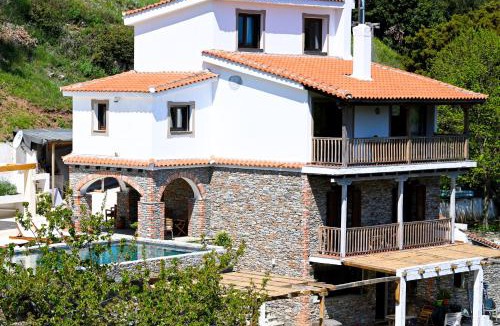 Skiathos Villa | Villa Krio Pigadi