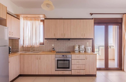 Kirianna Villa | Villa Laga with Pool, 300m to Taverns, Childrens Area, BBQ!