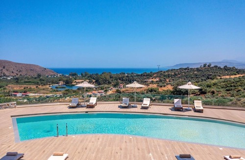 Georgioupolis Villa | Villa Lefkothea by Villa Plus