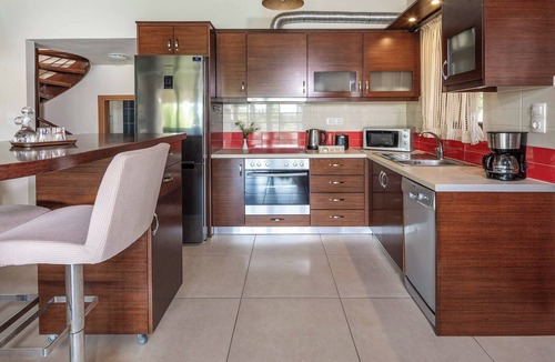 Platanias Town Villa | Villa Lemonia Platanias
