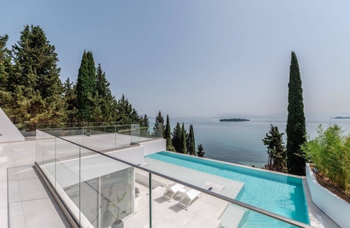 Kontokali Villa | Villa Loretta - Seven Bedroom Villa, Sleeps 14