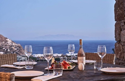 Paraga Villa | Villa Mahal - 3BD, Luxury villa, near beach Elia