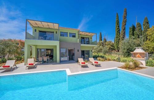 Sami Villa | Villa Mandolin by Villa Plus