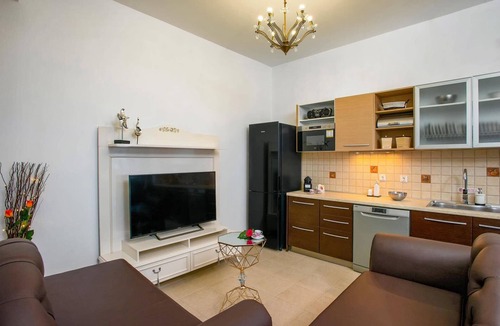 Almiros Beach Villa | Villa Mare e Monte by Villa Plus