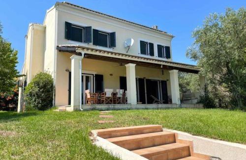 Aleimmatades Villa | VIlla Margarita