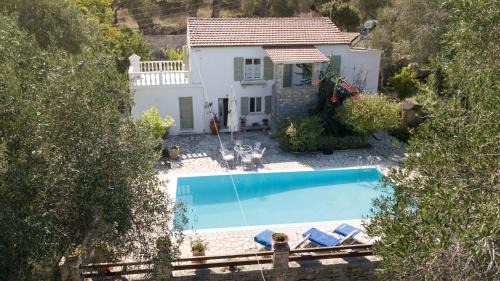 Kourteika Villa | Villa Maritsa, Magazia