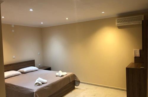 Marathias Villa | Villa MaryElen Marathias beach