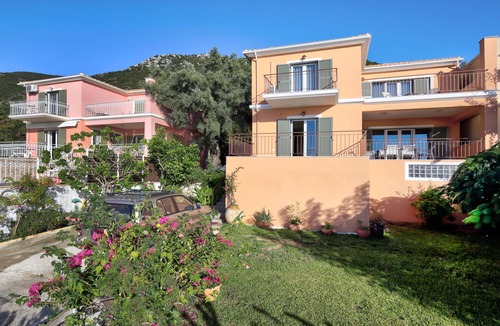 Perigiali Villa | Villa Melia, luxurious villa with superb view of the islands, 400 m from the sea