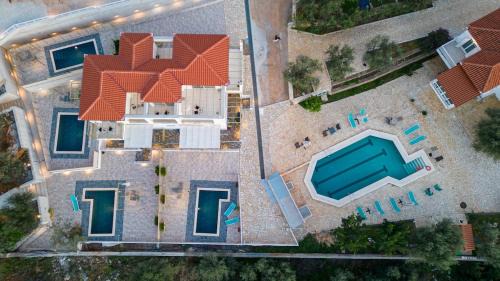 Diasella Apartment | Villa Needa's - View with private pool