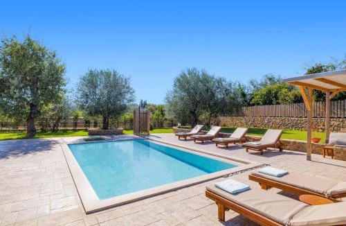 Limni Villa | Villa Oras Corfu Thaleia by Villa Plus