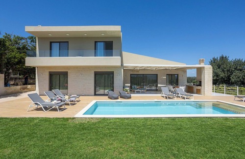 Apokoronas Villa | Villa Orientem Bis by PosarelliVillas Cretan Hills - Pool