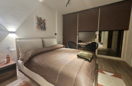 Jala Villa | Villa Ostriche & Champagne Green Coast Palase