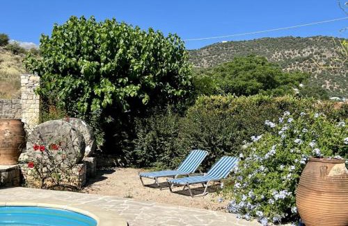 Makhairoi Villa | Villa Ovgoro, Provarma, pool, seaview balcony