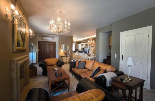 Kato Gouves Villa | Villa Phos