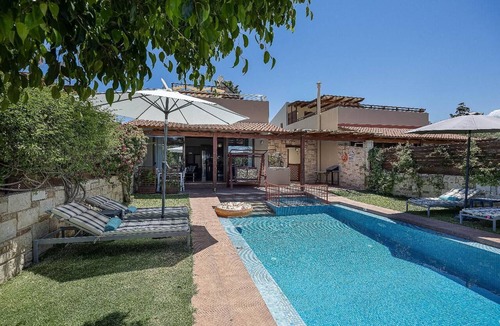 Platanias Town Villa | Villa Portokalia - Two Bedroom Villa, Sleeps 4