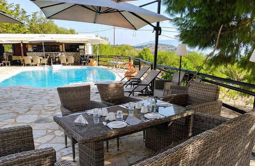 Skinaria Apartment | Villa Poseidon - Superior Suite In Zante w/Pool
