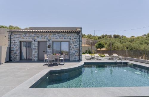 Agia Triada Villa | Villa Rea - With Private Heated Pool