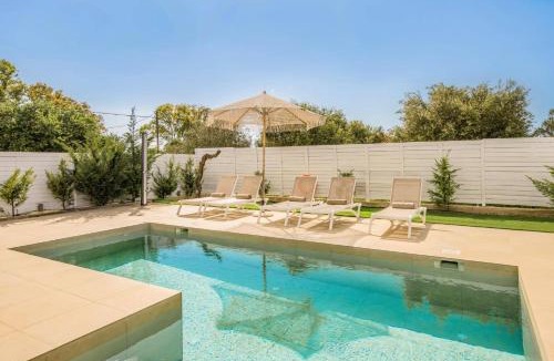 Vasilikos Villa | Villa Romas 1 by Villa Plus