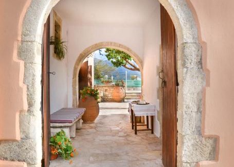 Kalamitsion Alexandrou House | Villa Rouga by Andrian Villas