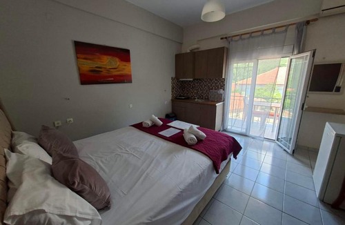 Agia Kiriaki Apartment | Villa Sarai